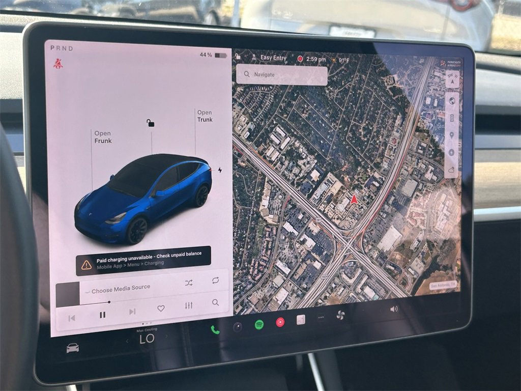 Used 2020 Tesla Model Y Long Range image 25