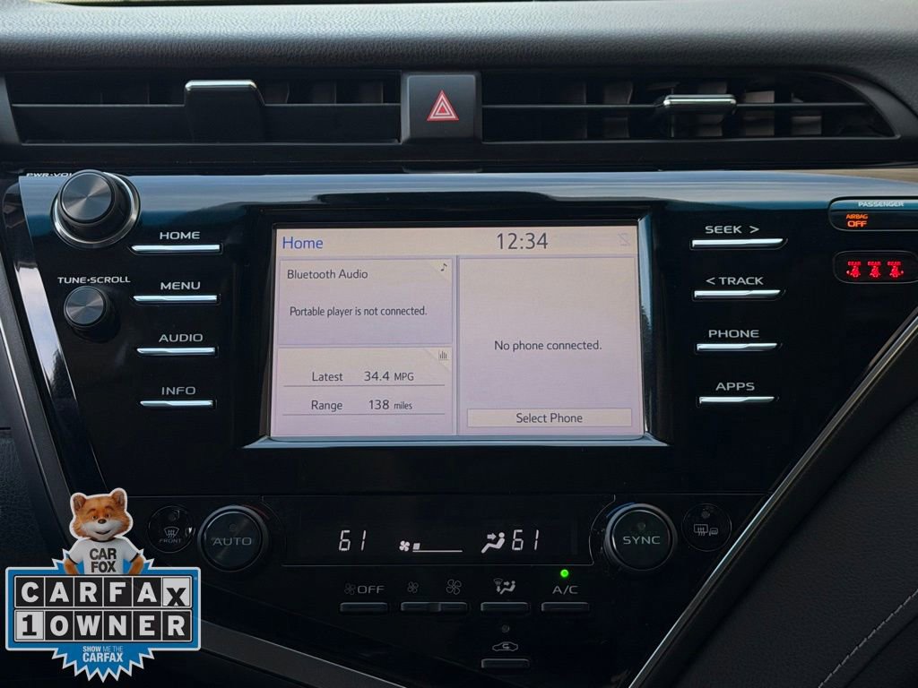 Used 2018 Toyota Camry XSE image 13