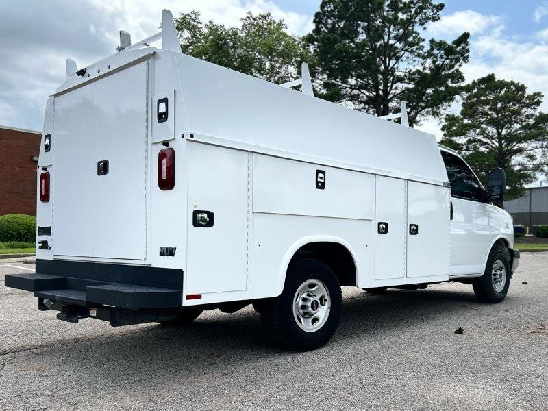 Used 2020 GMC Savana 3500 w/ Power Convenience Package RWD image 62