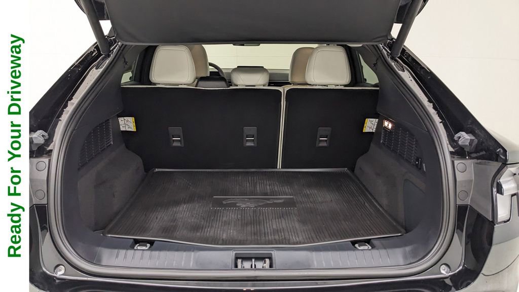 Certified 2025 Ford Mustang Mach-E Premium image 9