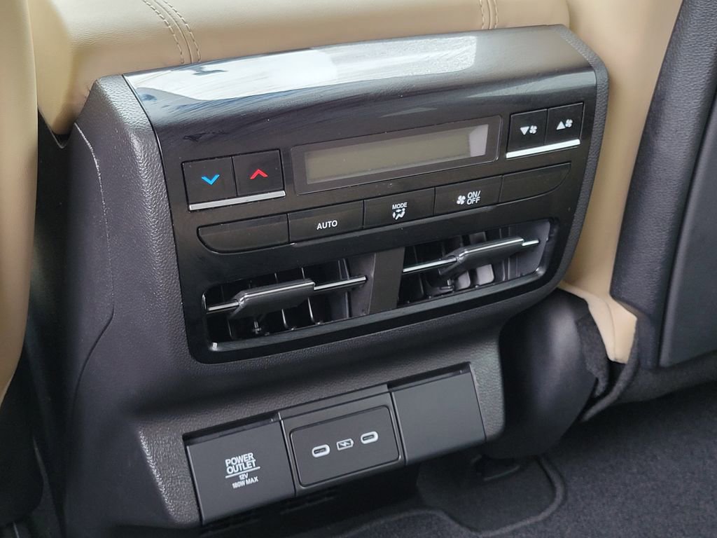 Certified 2025 Acura MDX w/ Technology Package image 12