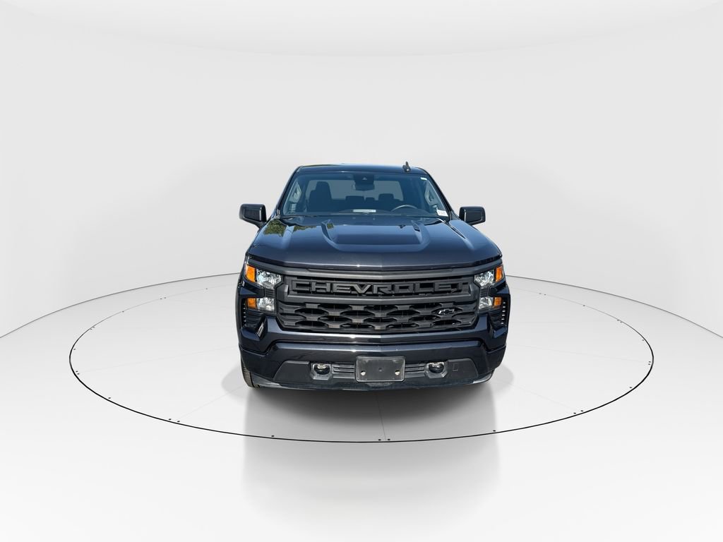 Used 2023 Chevrolet Silverado 1500 Custom w/ LPO, Dark Essentials Package RWD image 3