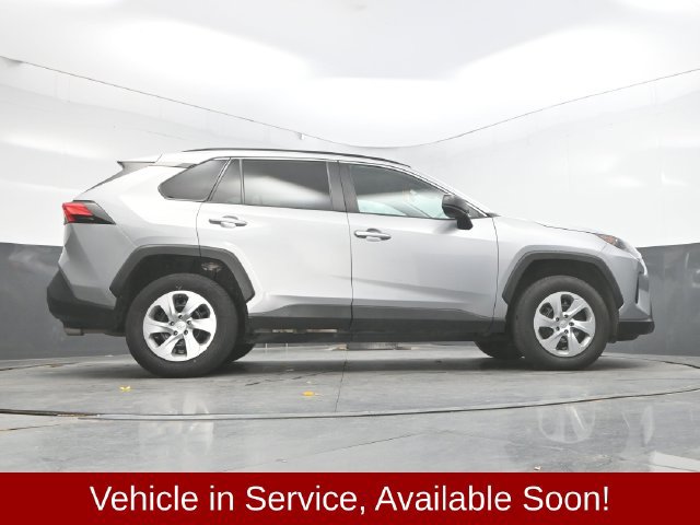 Used 2021 Toyota RAV4 LE AWD/4WD image 40