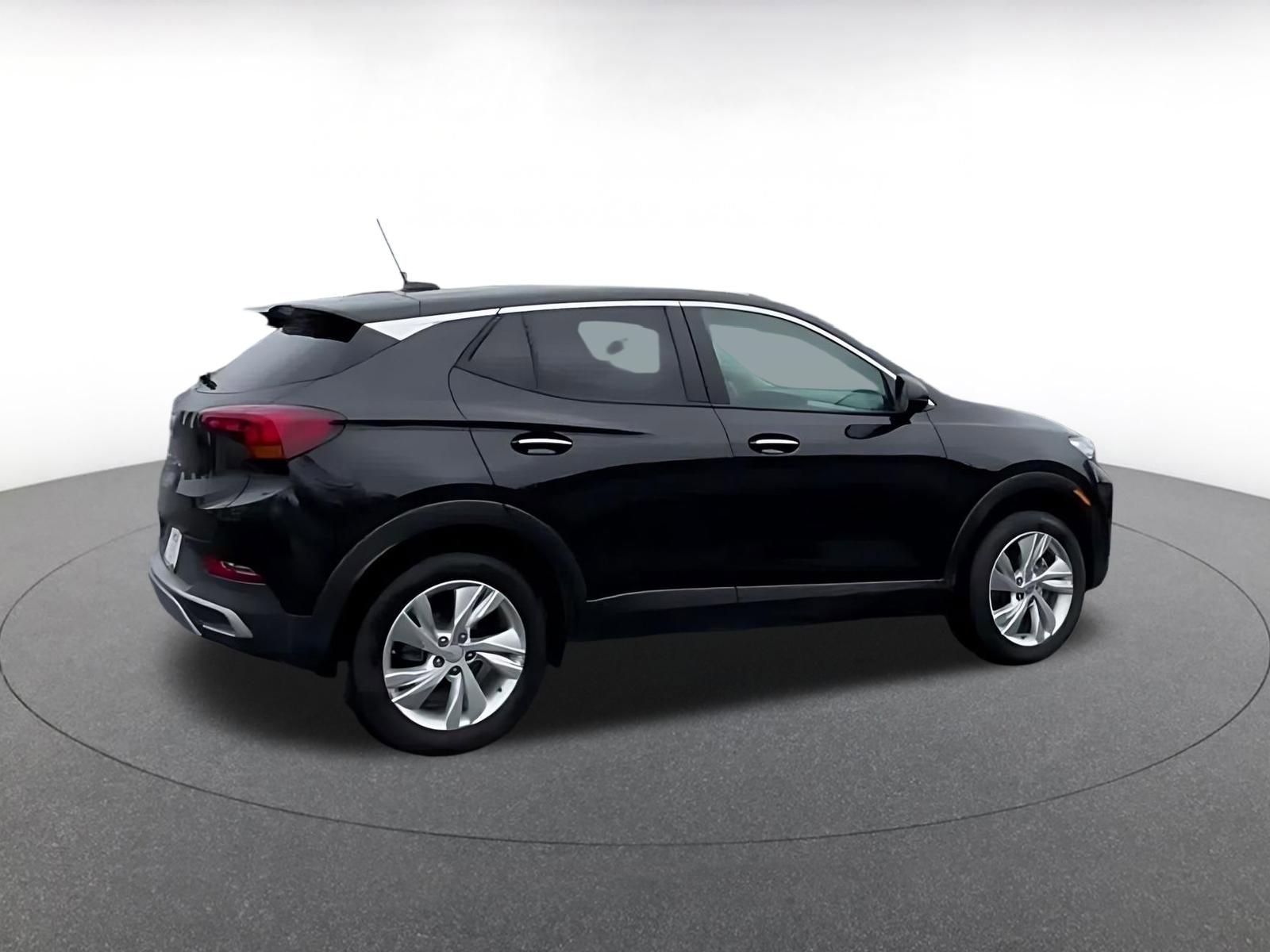 Used 2025 Buick Encore GX Preferred AWD/4WD image 14