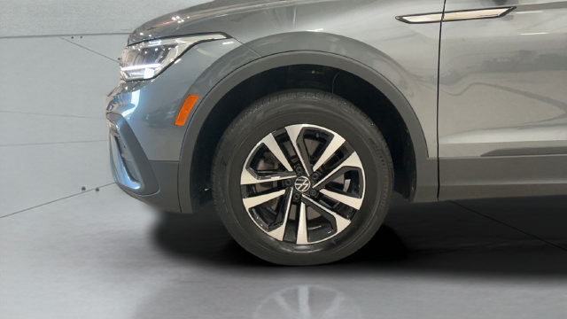 Certified 2024 Volkswagen Tiguan S AWD/4WD image 24