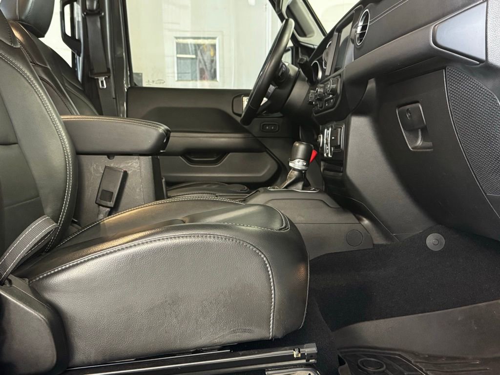 Certified 2022 Jeep Gladiator Overland w/ Popular Equipment Package image 6