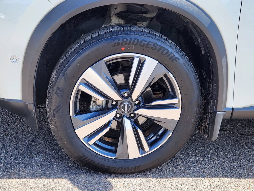 Certified 2023 Nissan Rogue SL w/ SL Premium Package FWD image 8