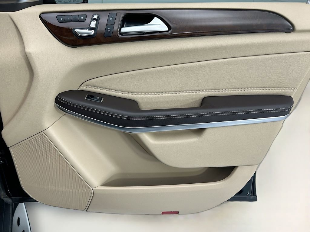 Used 2019 Mercedes-Benz GLS 550 GLS 550 image 24