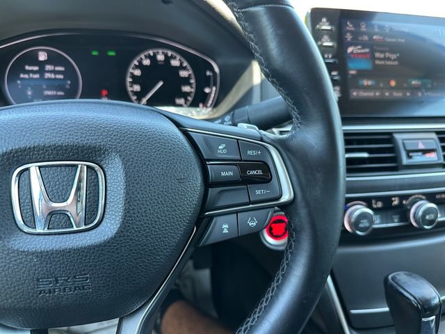 Used 2018 Honda Accord Touring image 22