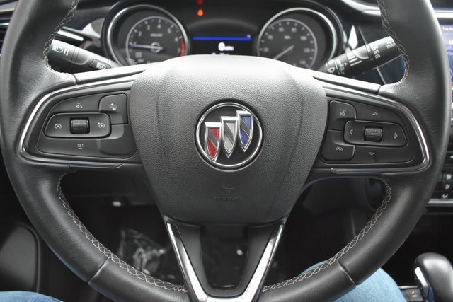 Used 2023 Buick Encore GX Select image 18
