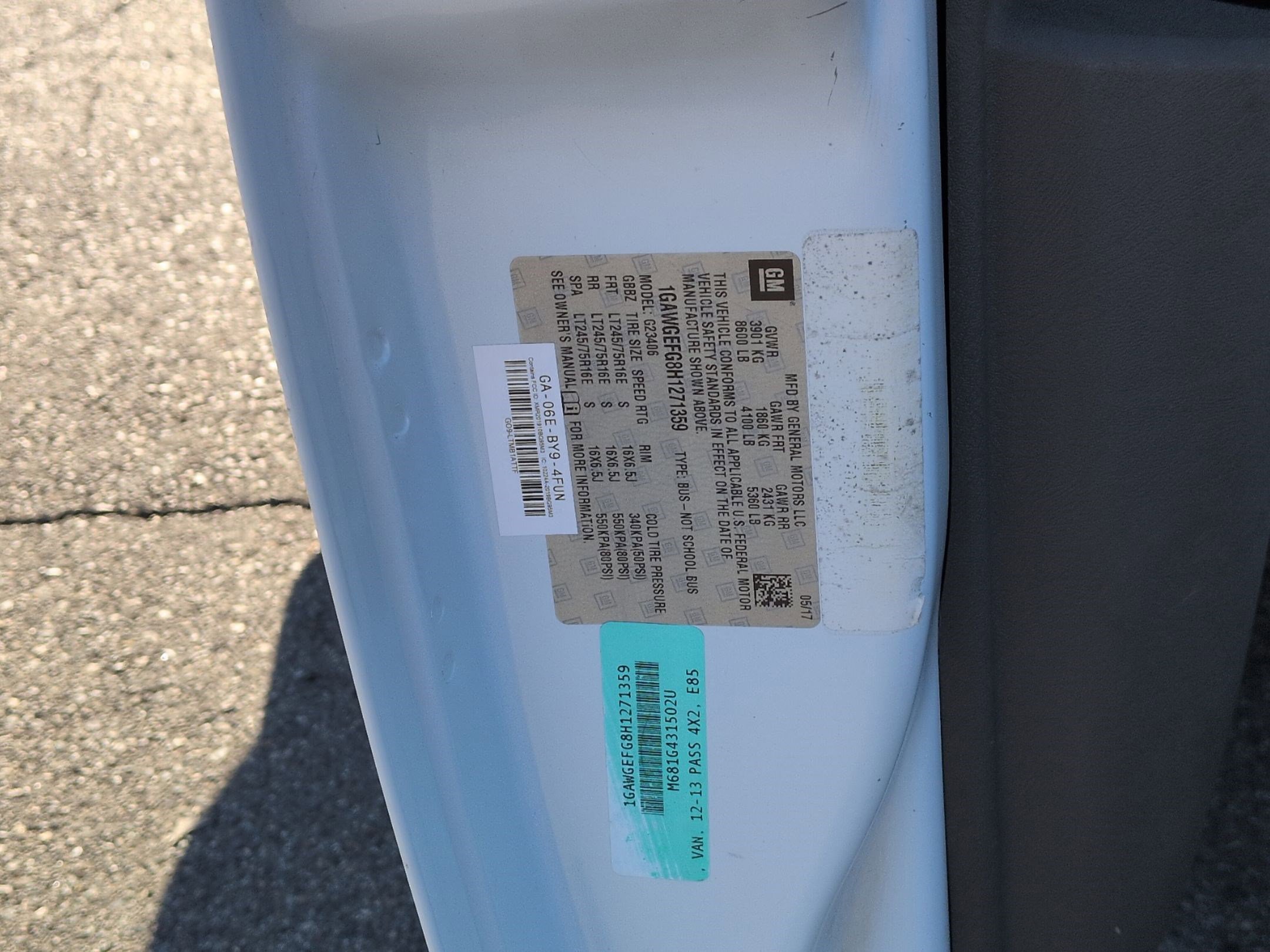 Used 2017 Chevrolet Express 2500 LS image 34