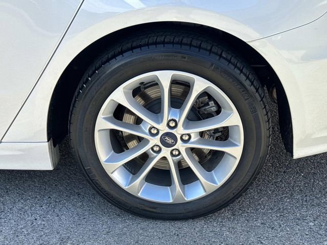 Used 2019 Ford Fusion Energi Titanium image 9