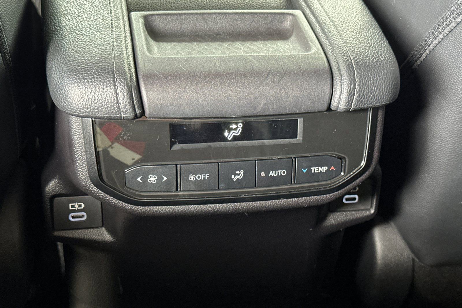 Certified 2024 Toyota Grand Highlander XLE image 16