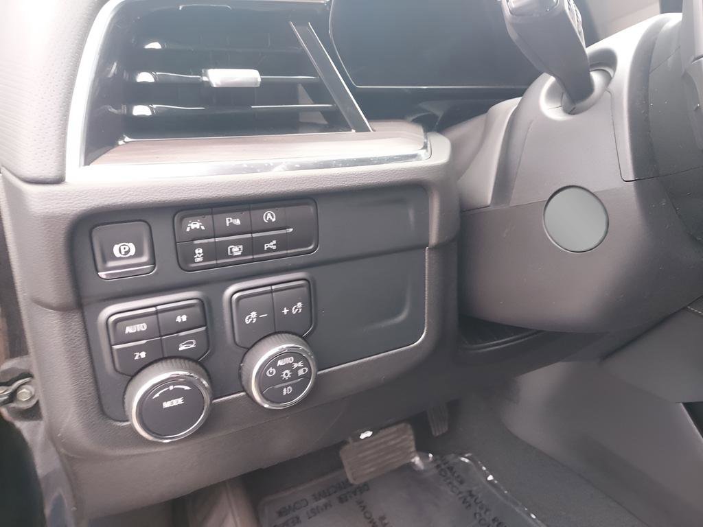 Used 2025 Chevrolet Tahoe Premier image 12