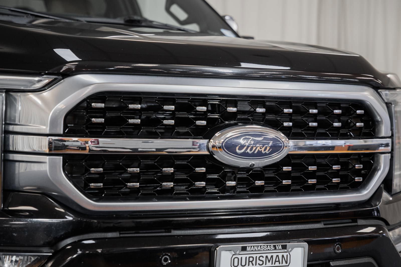 Certified 2022 Ford F150 Platinum w/ Equipment Group 701A High image 14