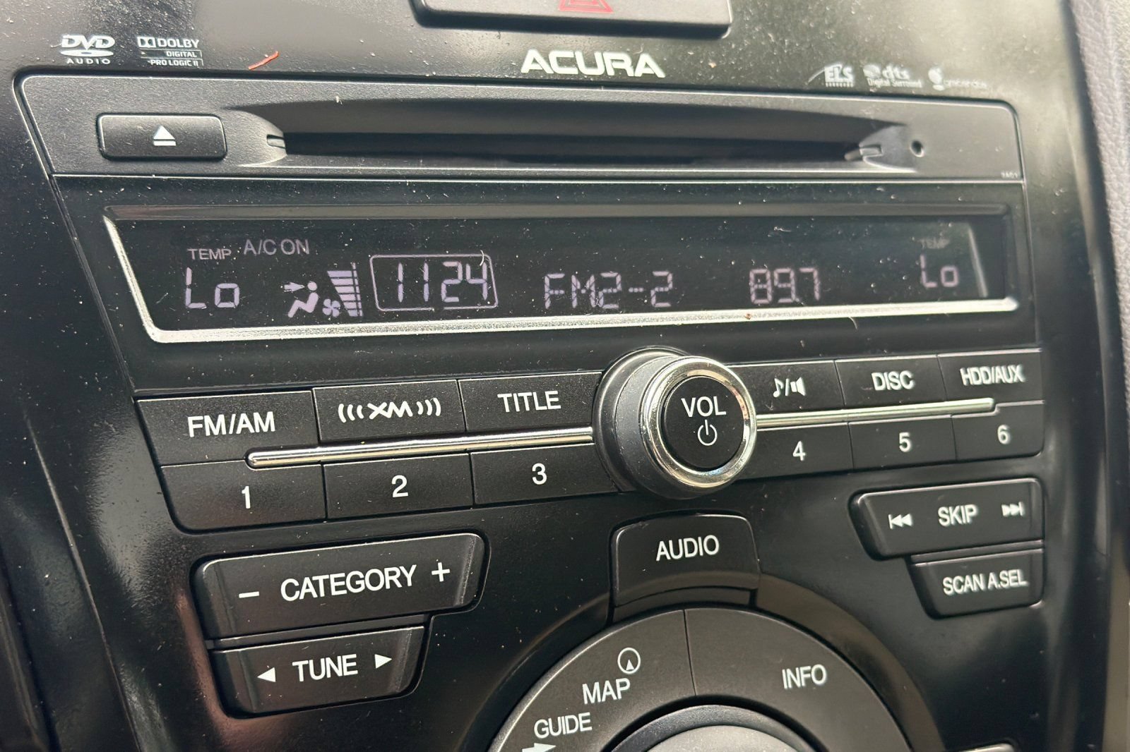 Used 2015 Acura ILX w/ Technology Package FWD image 16