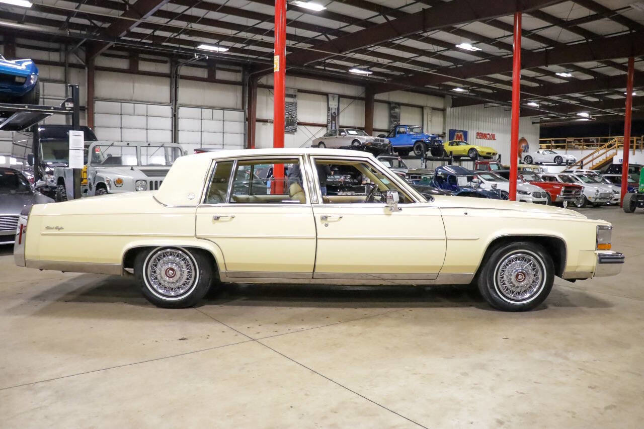 Used 1986 Cadillac Brougham Brougham image 10