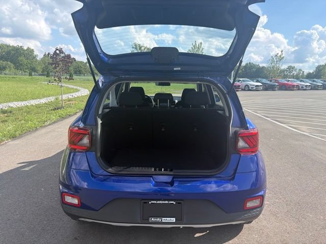 Used 2021 Hyundai Venue SEL FWD image 9
