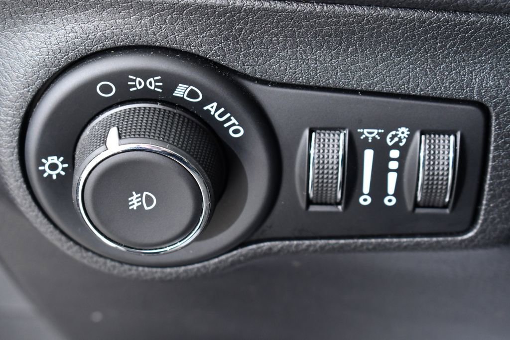 Used 2019 Jeep Compass Trailhawk image 32