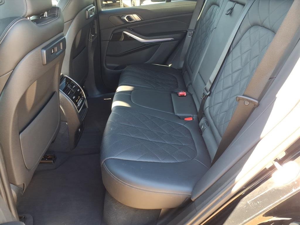 Used 2023 BMW X5 xDrive40i image 16