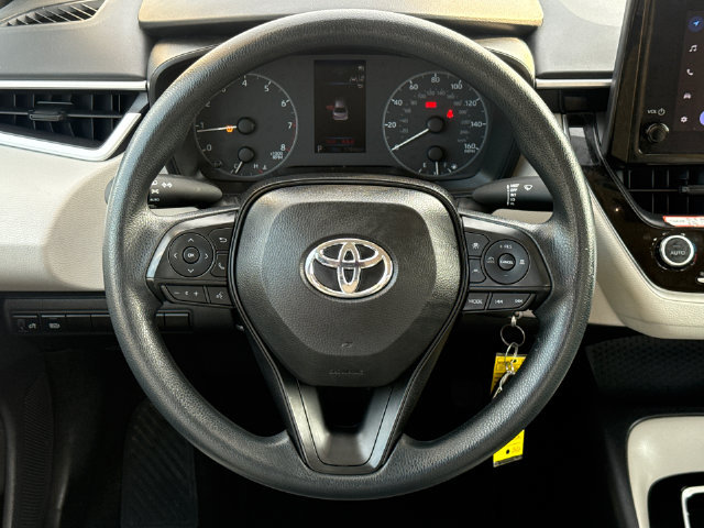 Used 2025 Toyota Corolla LE FWD image 14