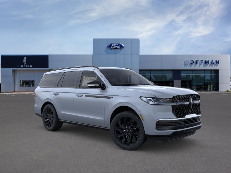 New 2026 Lincoln Navigator Reserve w/ Jet Appearance Package AWD/4WD image 27