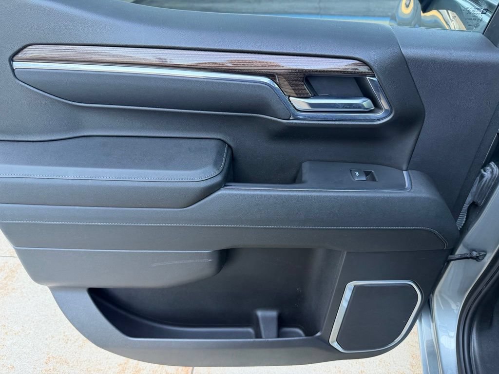 Certified 2024 Chevrolet Silverado 1500 LT AWD/4WD image 9