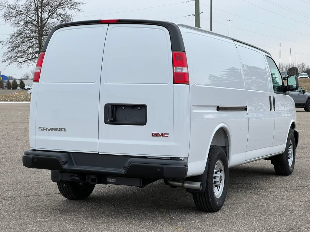 New 2025 GMC Savana 3500 Extended w/ Driver Convenience Package RWD image 39