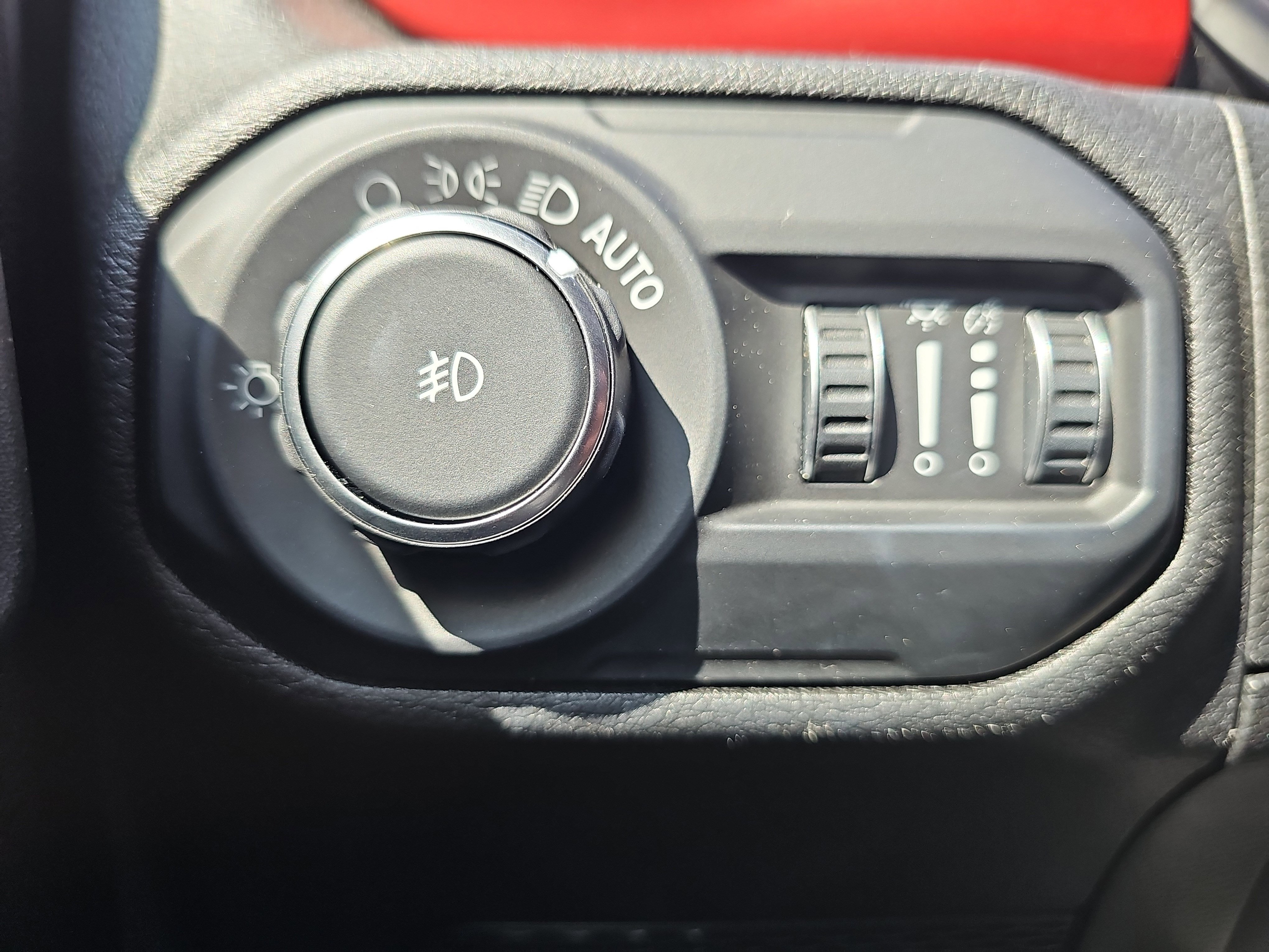 Used 2021 Jeep Wrangler Unlimited Rubicon image 27