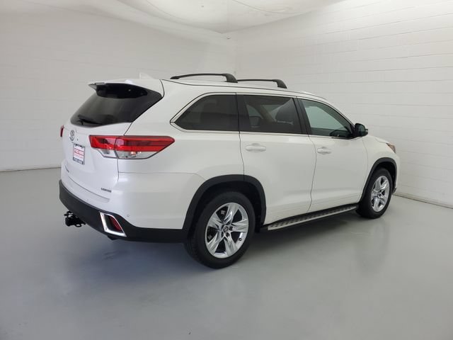 Used 2018 Toyota Highlander Limited FWD image 5