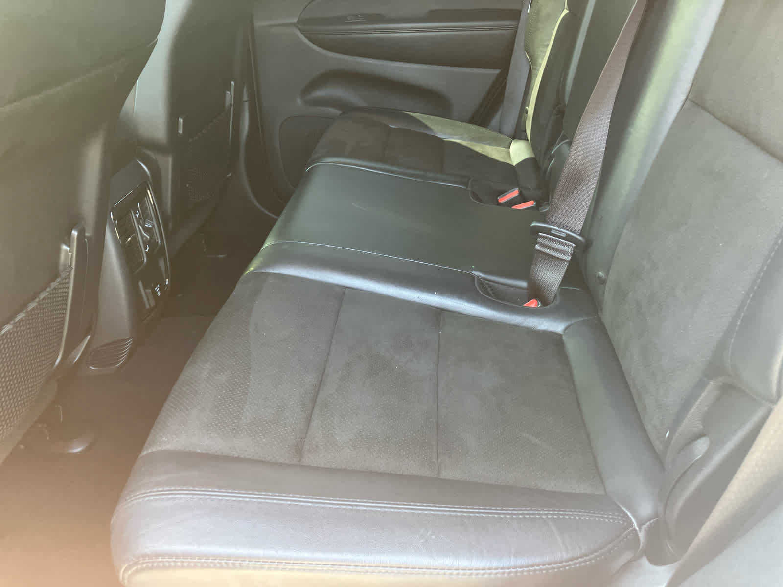 Used 2020 Jeep Grand Cherokee Altitude AWD/4WD image 9