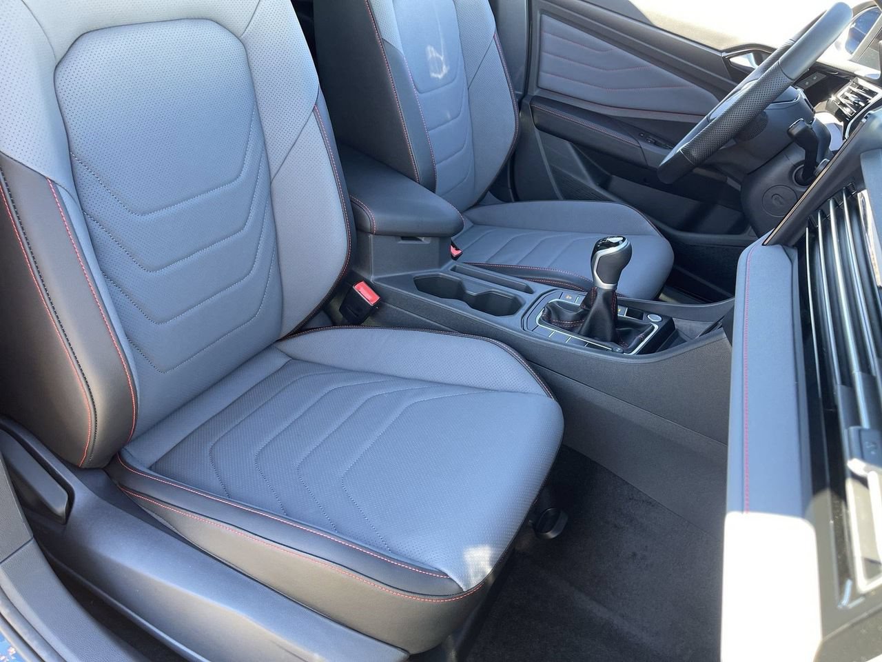 New 2026 Volkswagen Jetta GLI Autobahn FWD image 7