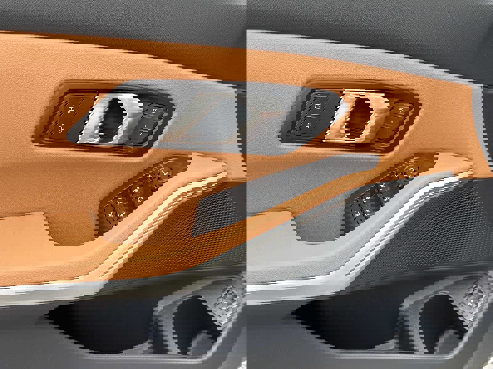 Used 2026 BMW 330i xDrive Sedan w/ Premium Package image 27