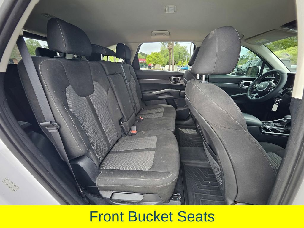 Used 2022 Kia Sorento LX image 27