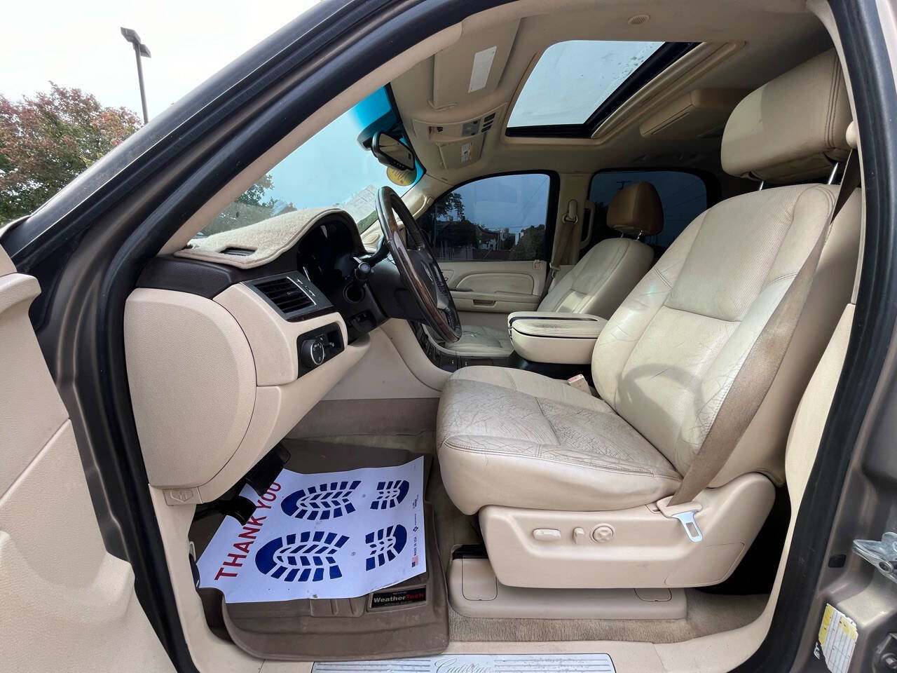 Used 2007 Cadillac Escalade AWD w/ Climate Package image 14