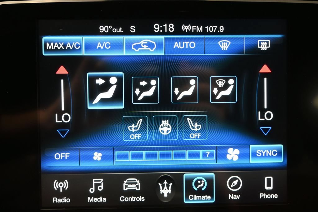 Used 2018 Maserati Quattroporte S Q4 AWD/4WD image 18