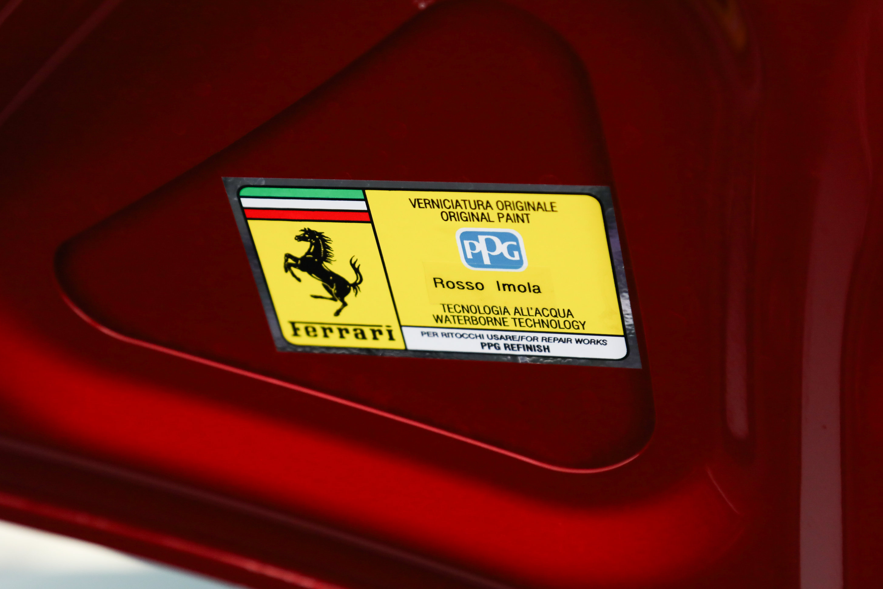 Certified 2025 Ferrari Roma Spider RWD image 42
