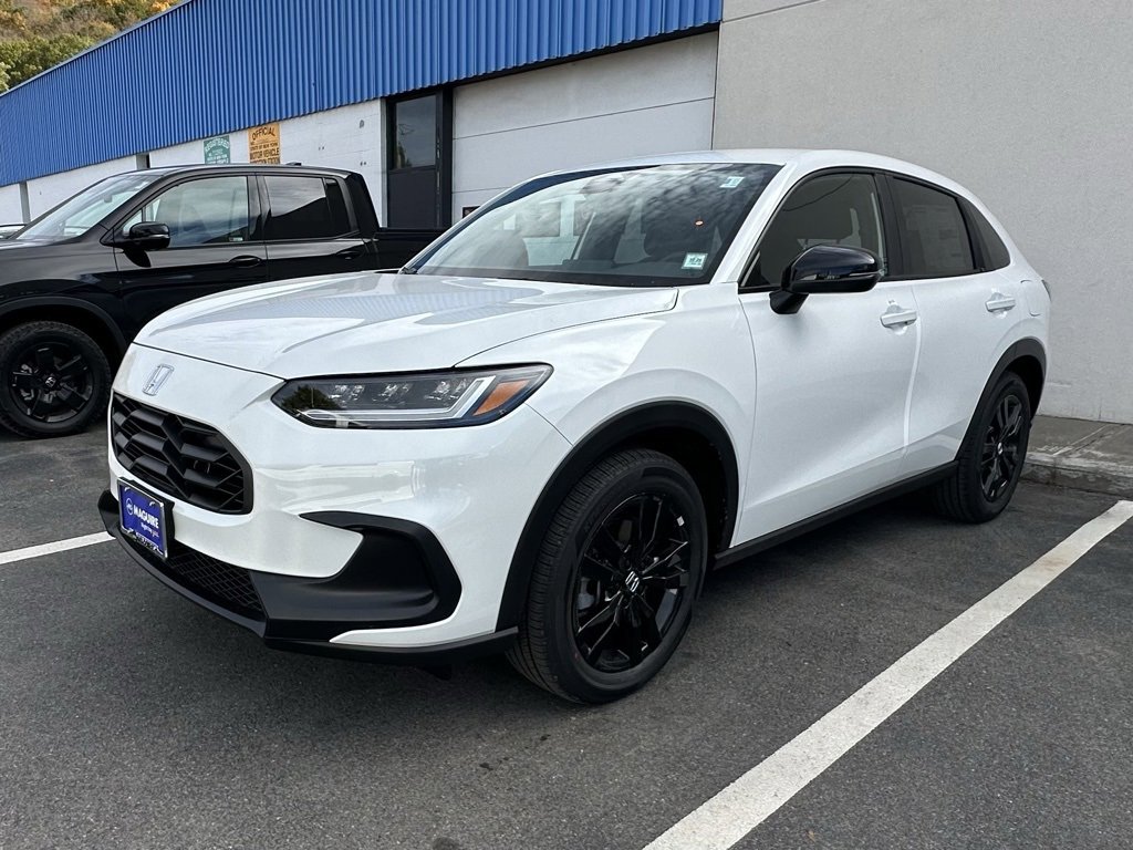 New 2026 Honda HR-V Sport image 1