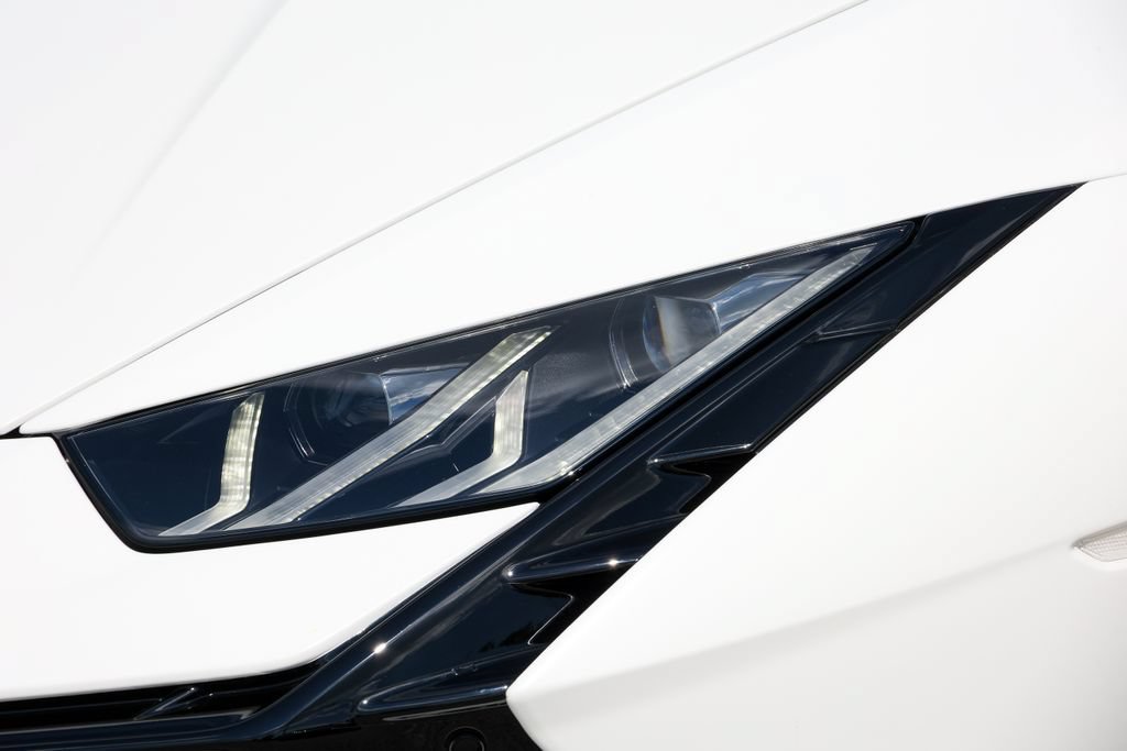 Used 2024 Lamborghini Huracan Tecnica RWD image 15
