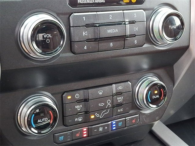 Used 2019 Ford F350 Platinum w/ Platinum Ultimate Package image 17