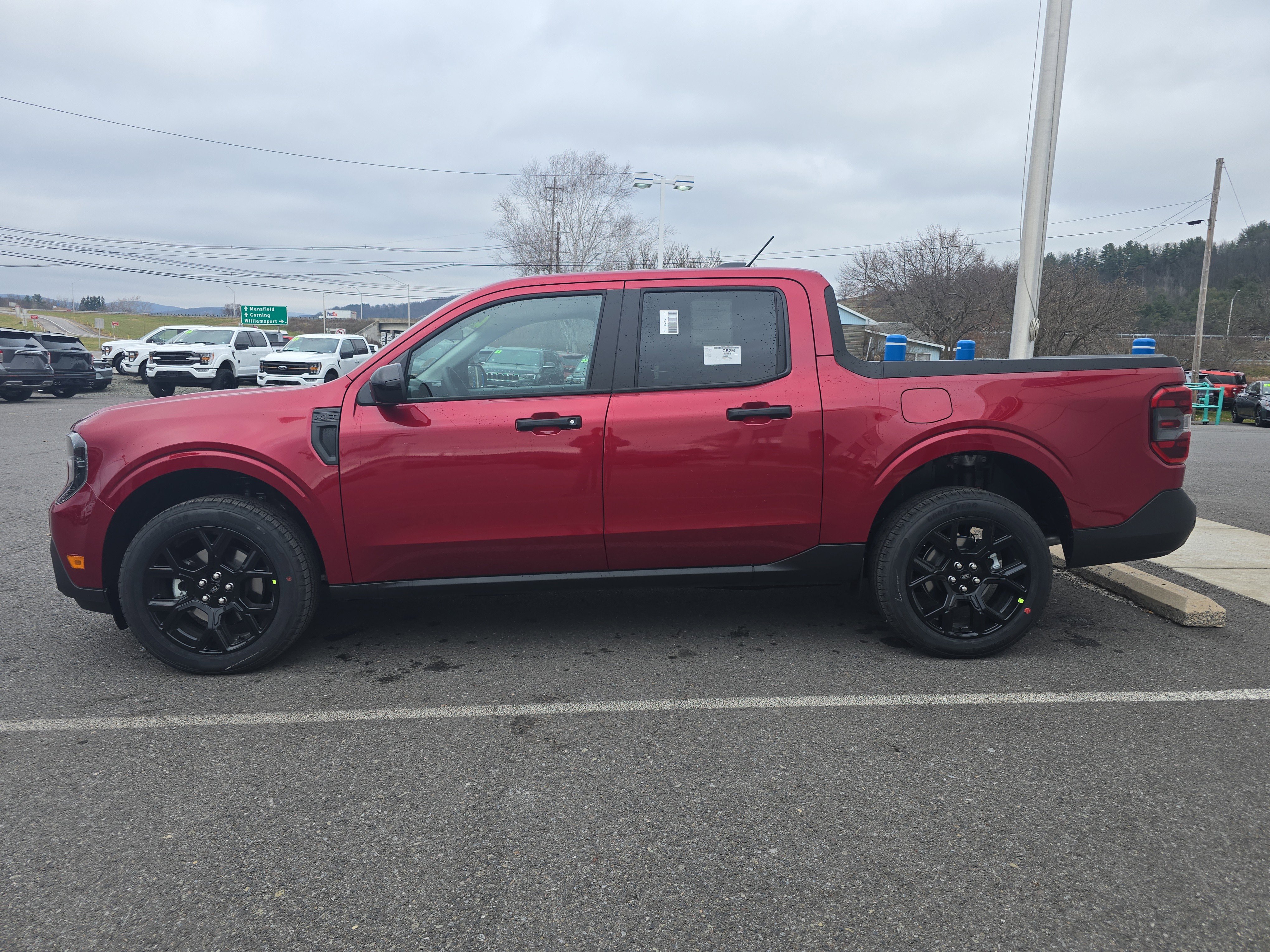 New 2025 Ford Maverick XLT w/ Black Appearance Package image 7