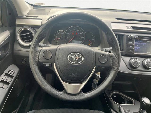 Used 2016 Toyota RAV4 LE image 13
