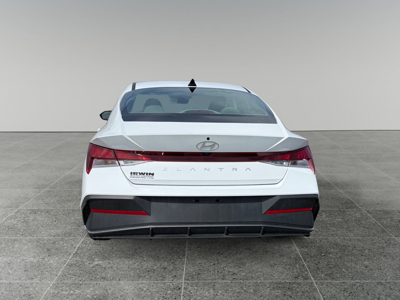New 2025 Hyundai Elantra SE w/ Cargo Package FWD image 4