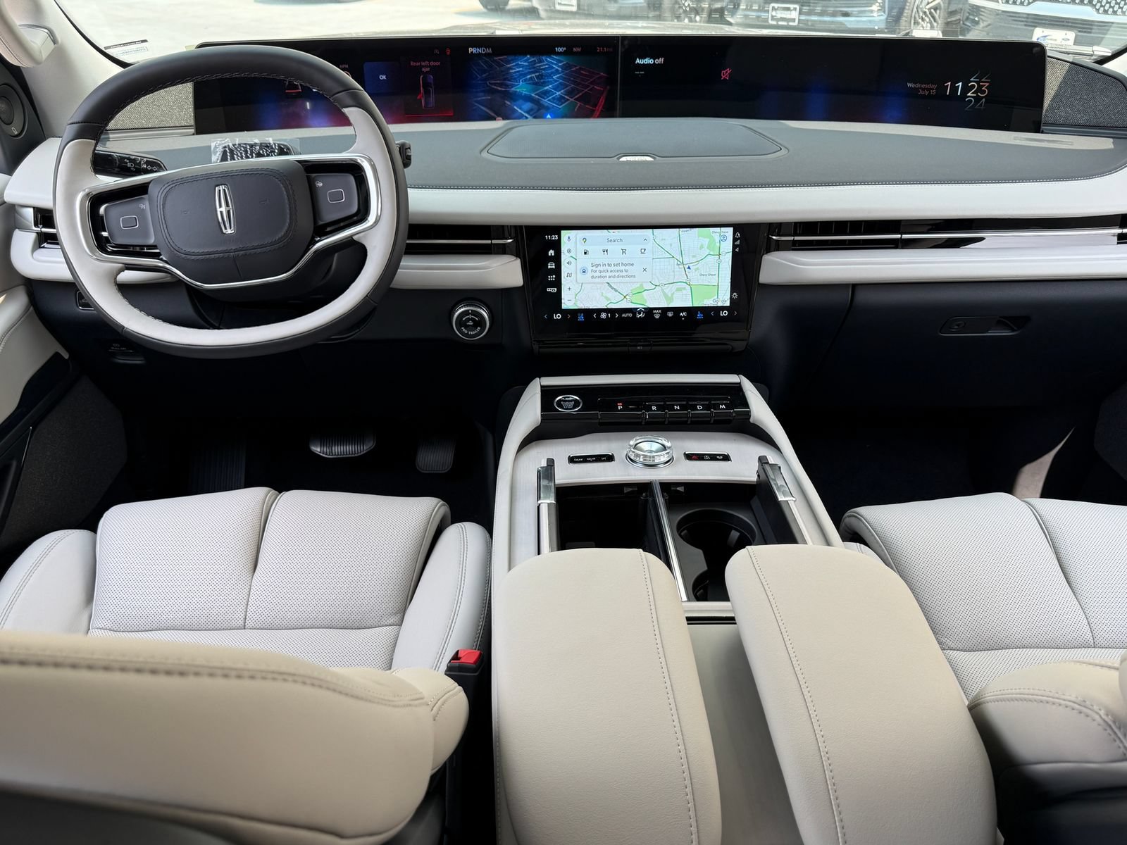 New 2026 Lincoln Navigator L Reserve AWD/4WD image 22