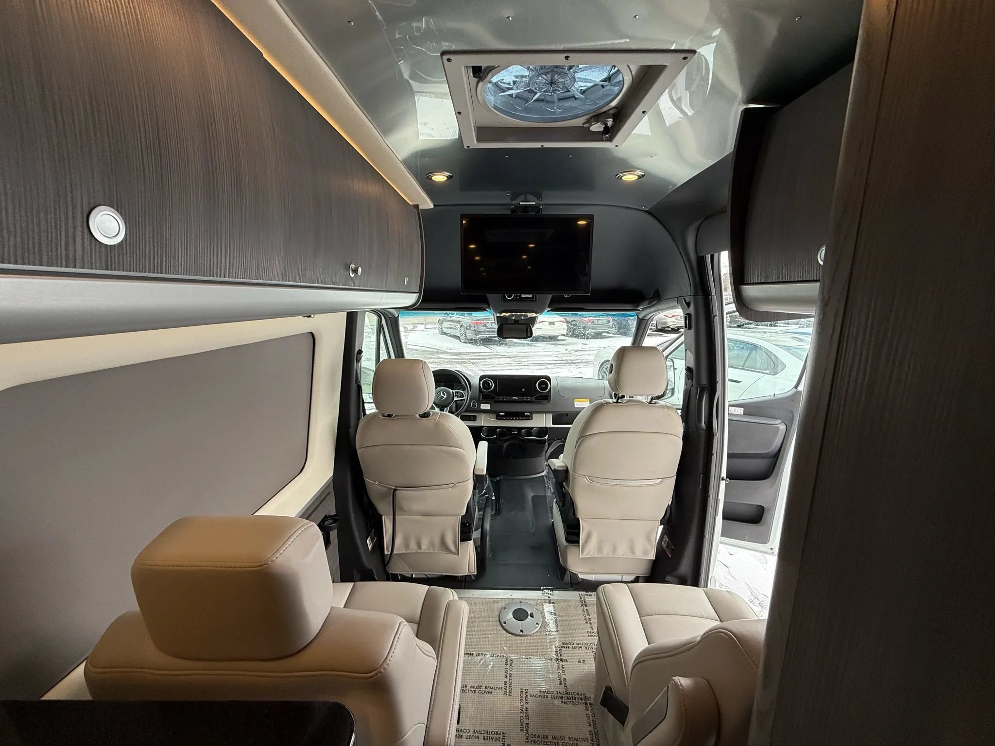 Used 2022 Mercedes-Benz Sprinter 3500 w/ Parking Package image 53