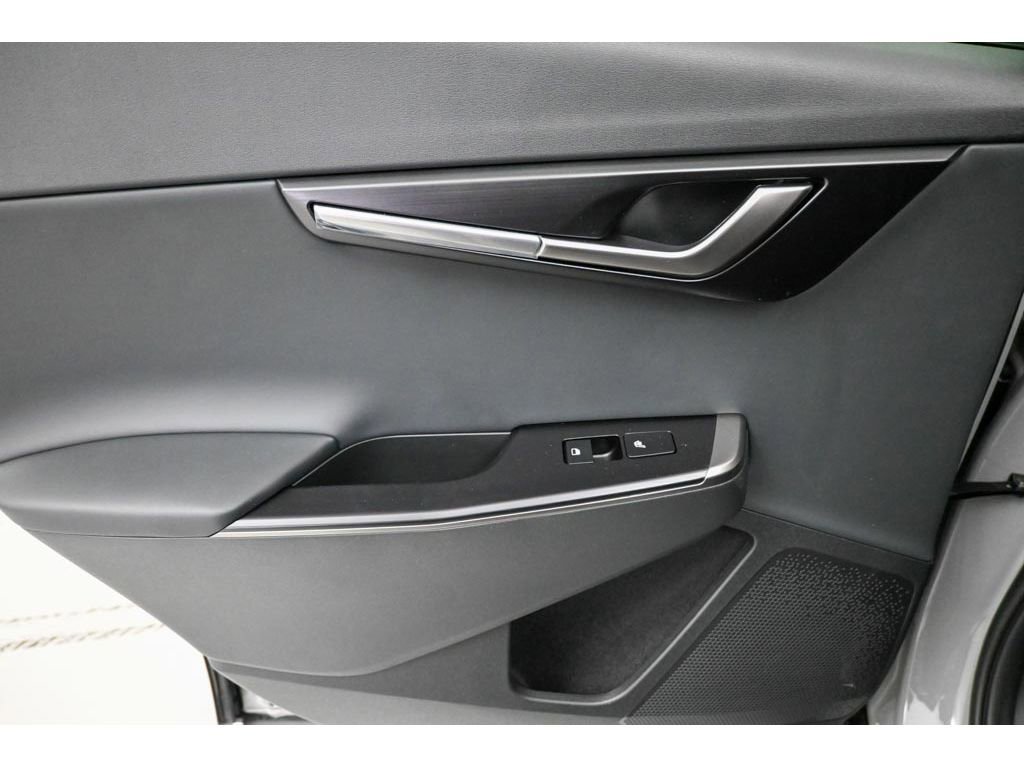 New 2025 Kia EV6 Wind image 11