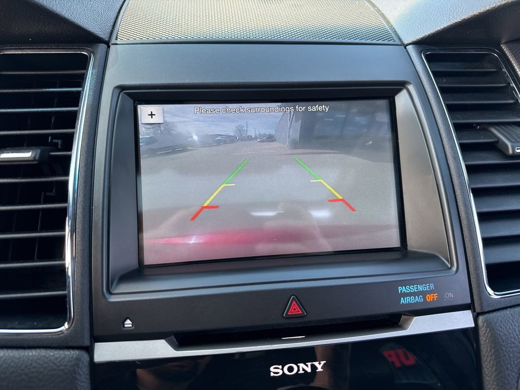 Used 2018 Ford Taurus SHO w/ Driver Assist Package AWD/4WD image 9