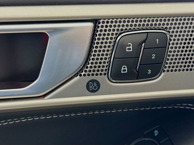 Used 2024 Ford Explorer ST w/ Equipment Group 401A image 13