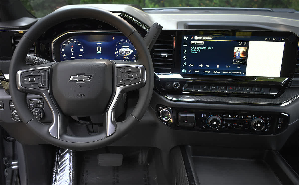 New 2026 Chevrolet Silverado 2500 ZR2 w/ LPO, Dark Essentials Package AWD/4WD image 13