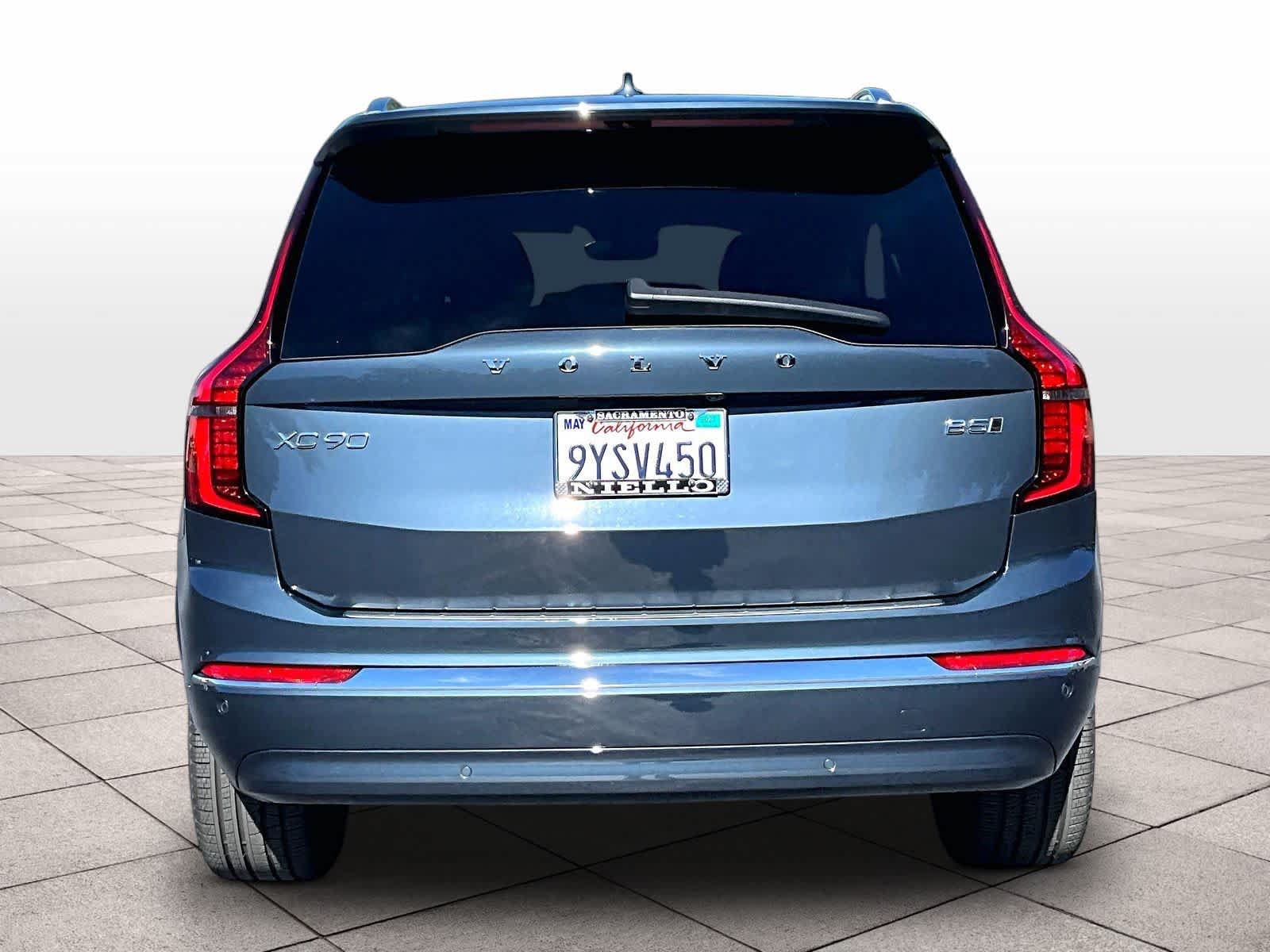 Used 2026 Volvo XC90 B5 Plus w/ Protection Package AWD/4WD image 7